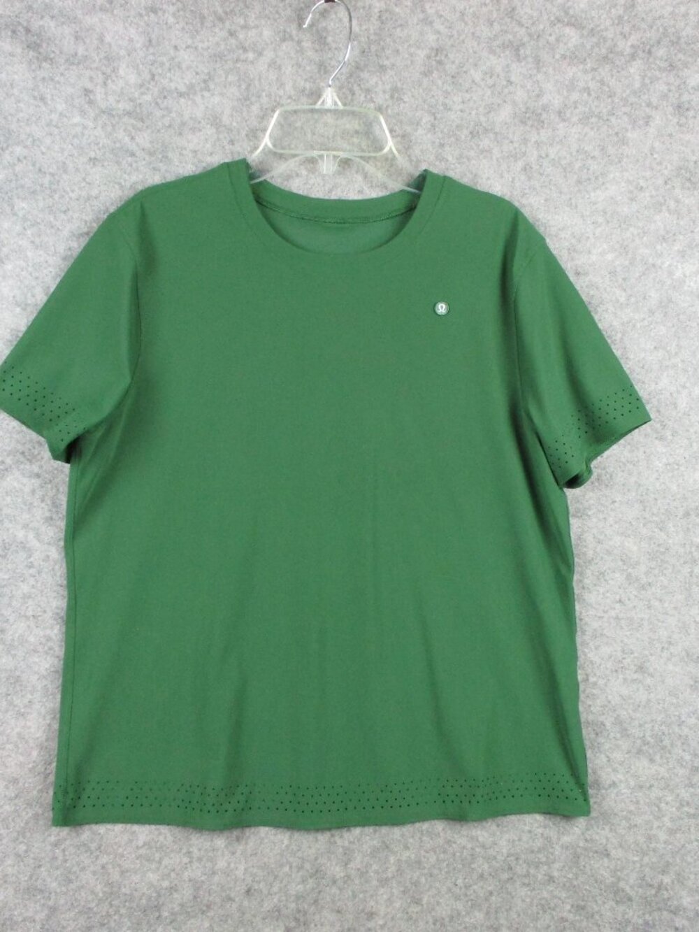 Lululemon Ventilated Short Sleeve Tennis Shirt Women's Small Green Top Crew Neck